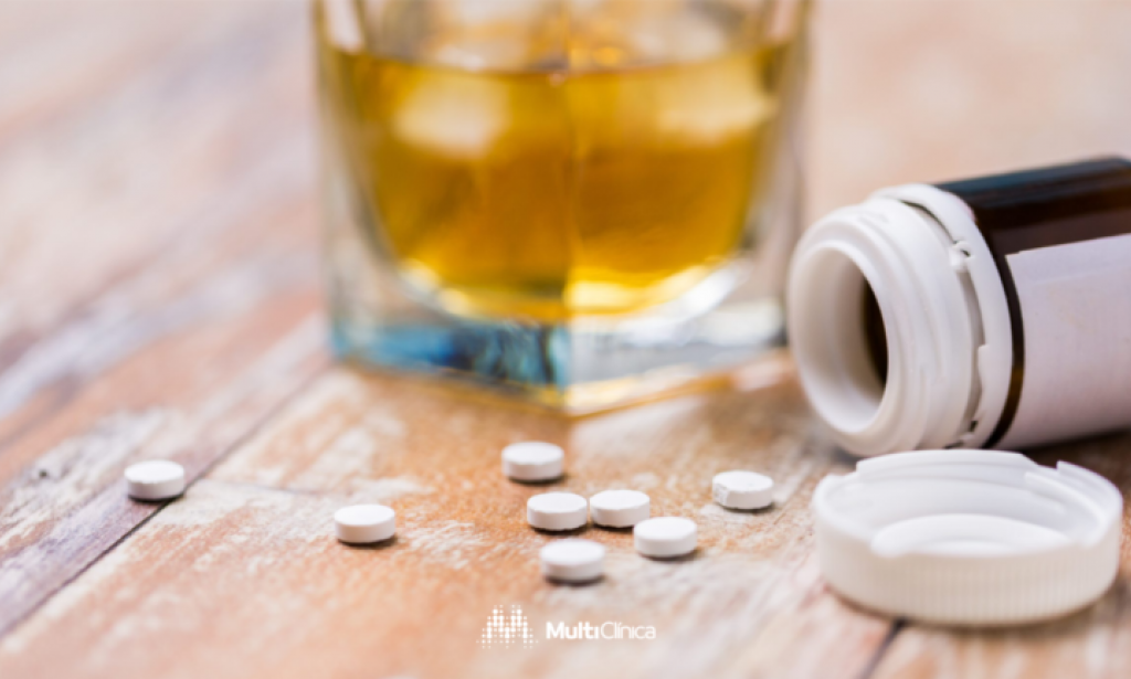 The risks of mixing alcohol and medicines