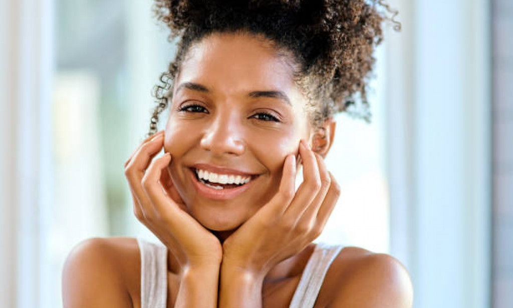 14 TIPS TO IMPROVE YOUR SKIN TONE NATURALLY