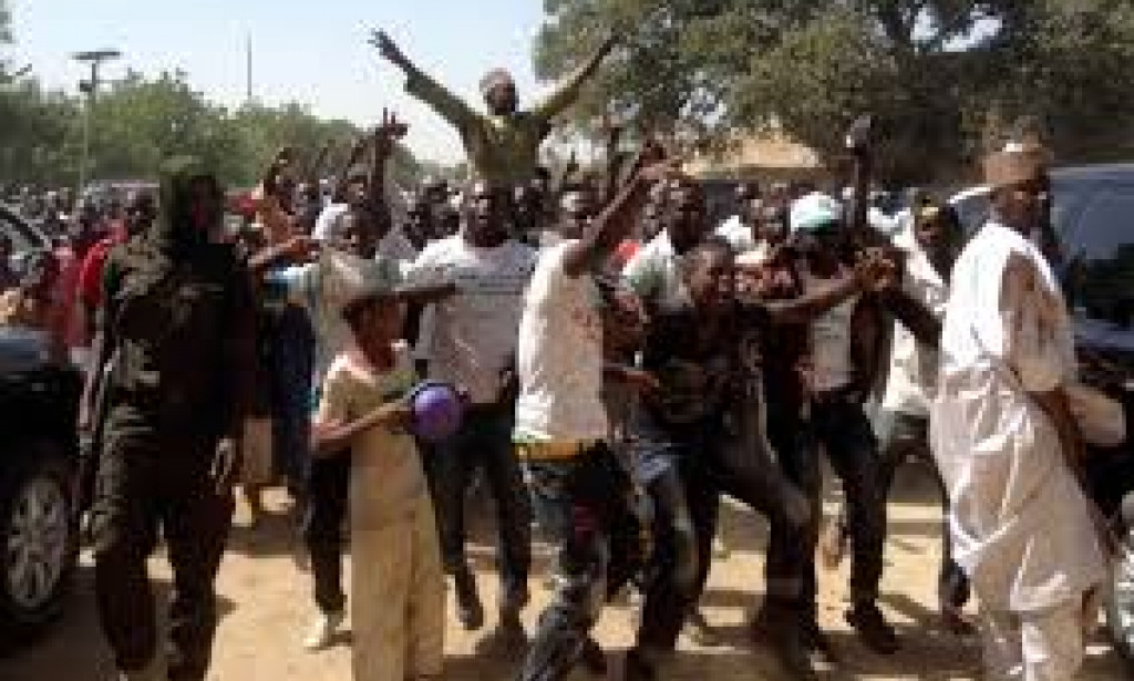 Angry Youth Block Lagos-Ibadan Expressway.