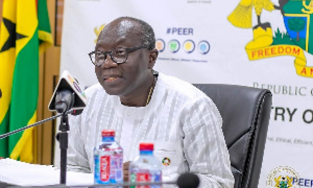 HOW TO MAKE MONEY ON PHONE?