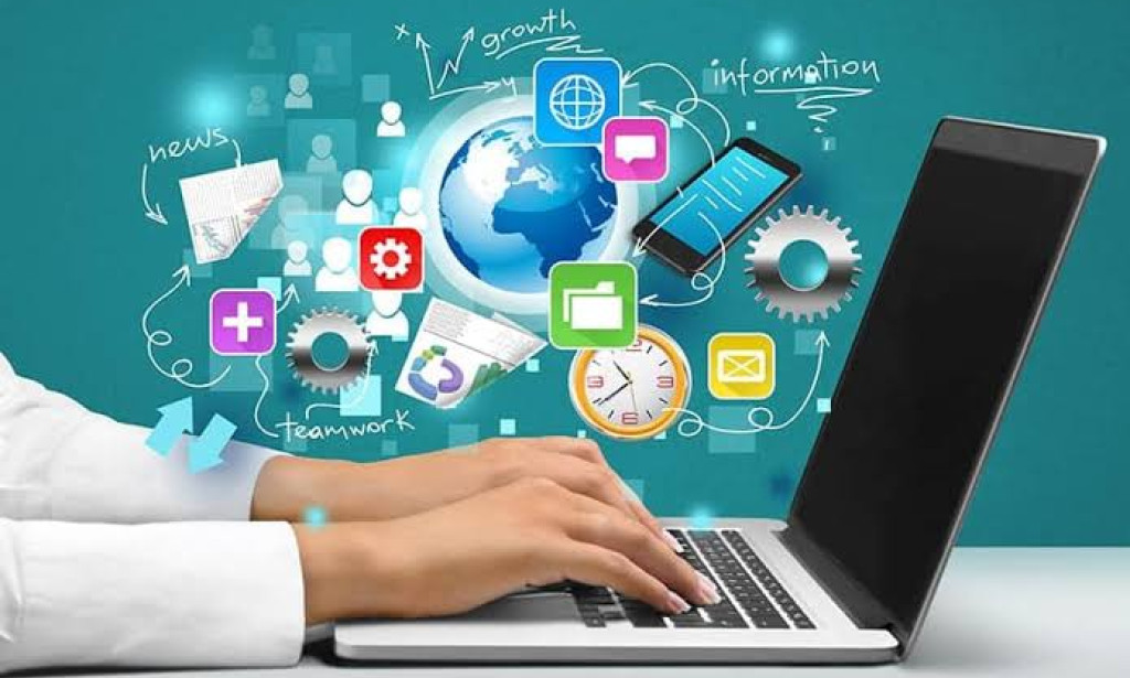 "5 𝐑𝐞𝐚𝐬𝐨𝐧𝐬 𝐖𝐡𝐲 𝐃𝐢𝐠𝐢𝐭𝐚𝐥 𝐒𝐤𝐢𝐥𝐥𝐬 𝐀𝐫𝐞 𝐭𝐡𝐞 𝐊𝐞𝐲 𝐭𝐨 𝐔𝐧𝐥𝐨𝐜𝐤𝐢𝐧𝐠 𝐘𝐨𝐮𝐫 𝐂𝐚𝐫𝐞𝐞𝐫 𝐏𝐨𝐭𝐞𝐧𝐭𝐢𝐚𝐥"