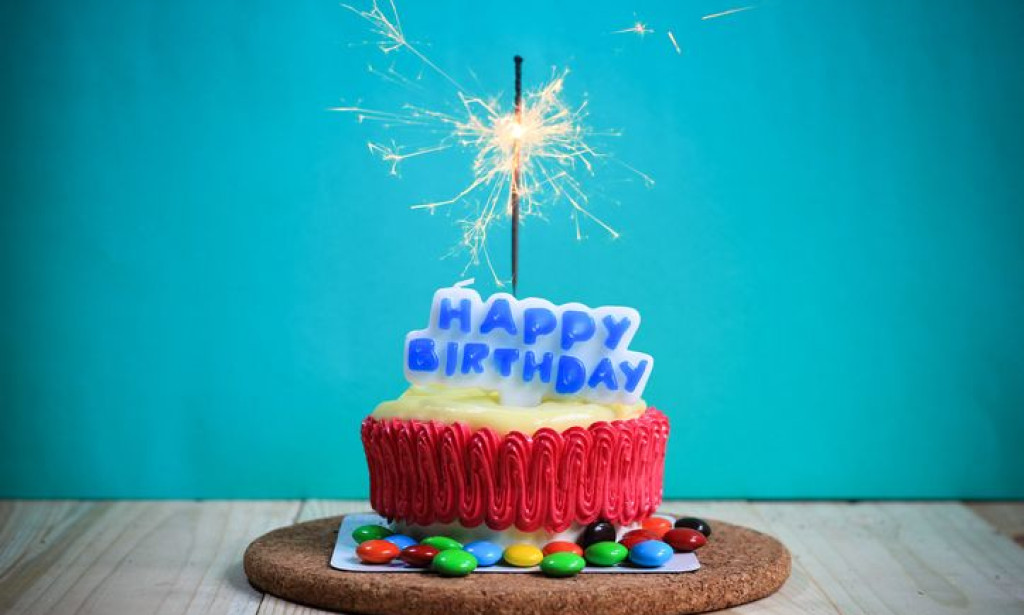 10 Birthday Gift Ideas Your Woman Will Love