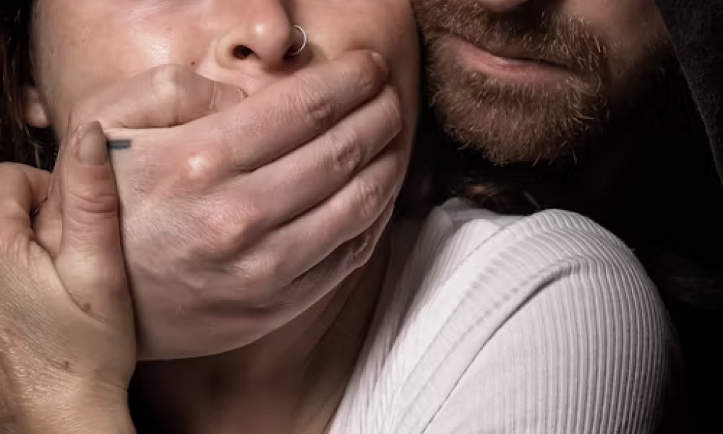 Blend In, Stay Alert: Travel Security Tips to Prevent Trouble