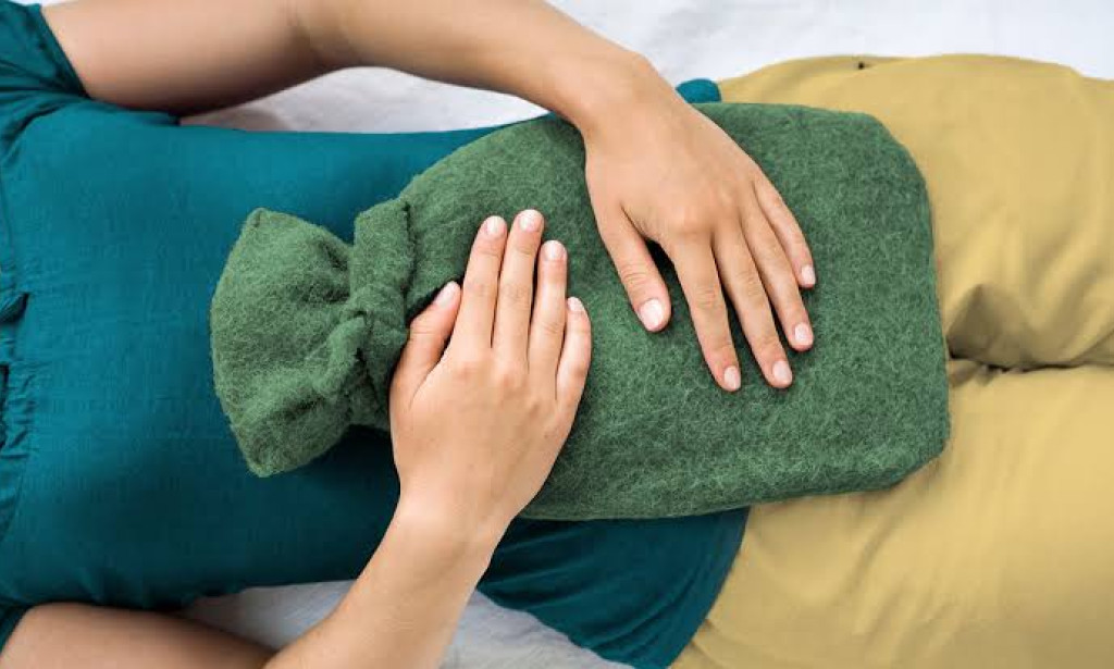 DO WOMEN OVERREACT DURING MENSTRUAL CRAMPS?