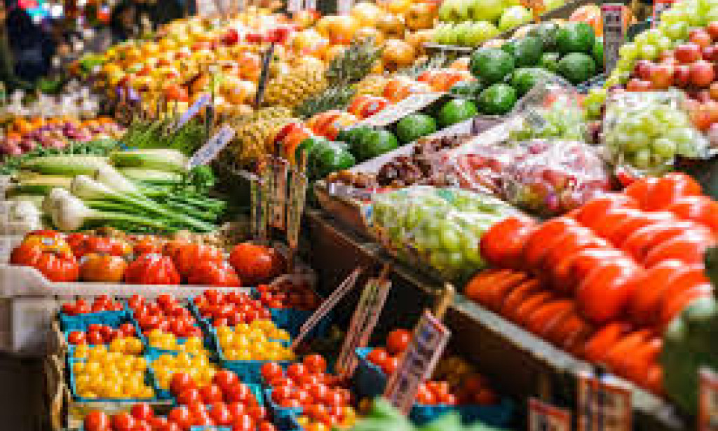 Seasonal Eating: Why Eating Fruits and Vegetables in Season is Better for You and the Environment