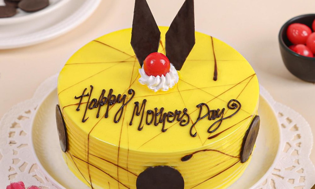 10 Best Mother’s Day Cakes to Order Online