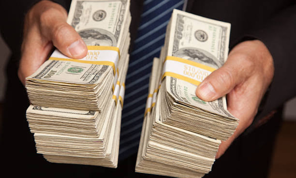 HOW TO MAKE MONEY ON FACEBOOK