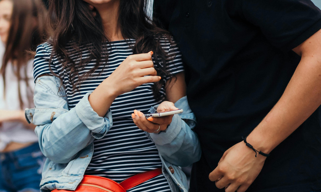 Open Relationships: Love Without Walls (and With Lots of Conversations)