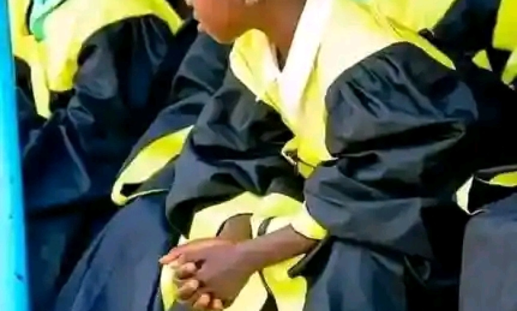 He was the only one who was wearing sandals while others were in their formal.