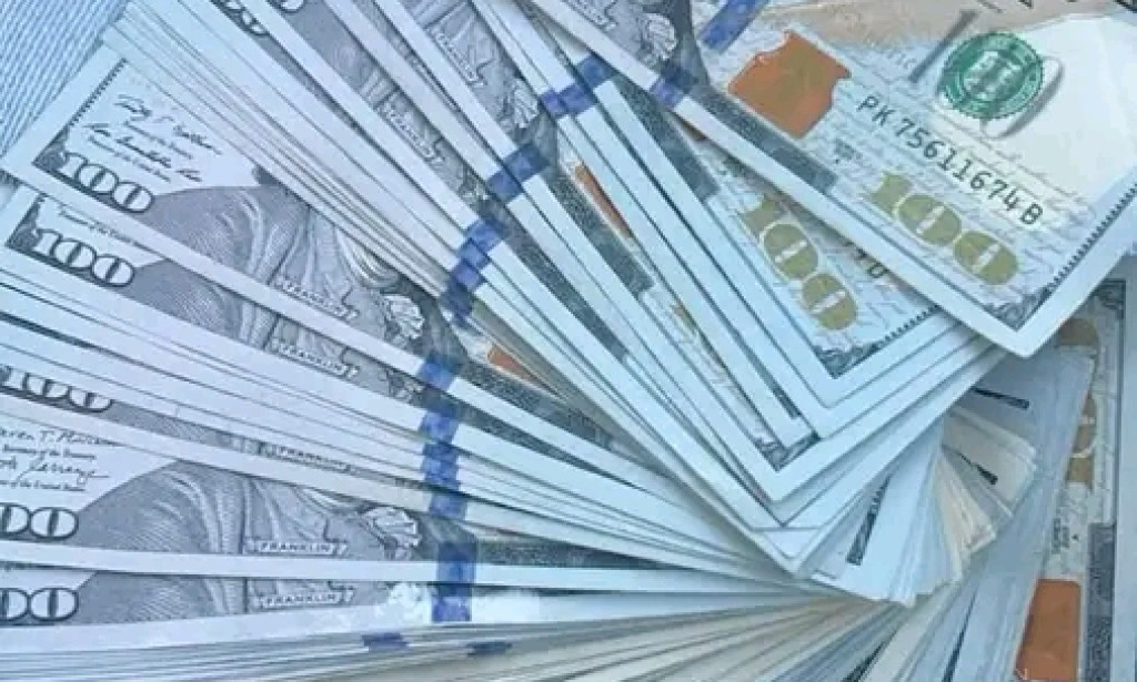 How My Finances Changed — From Struggling to Earning Massive Dollars”