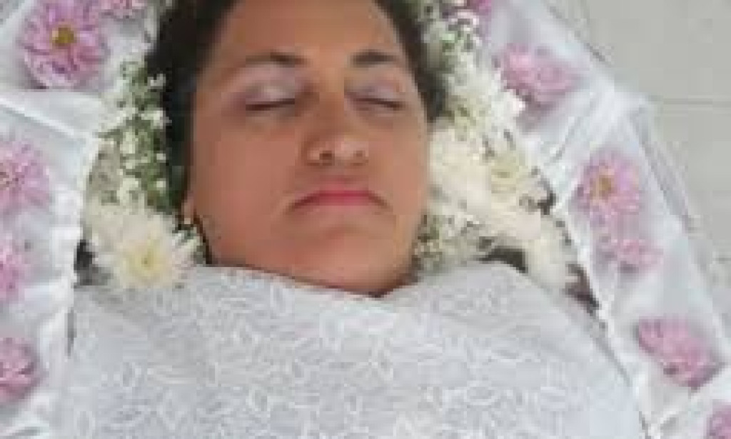 Woman who planned own funeral on Facebook quietly buried