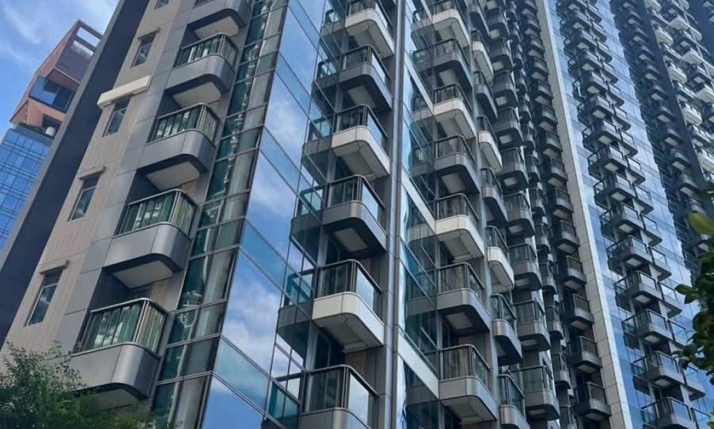 I do not want to live with mother in law